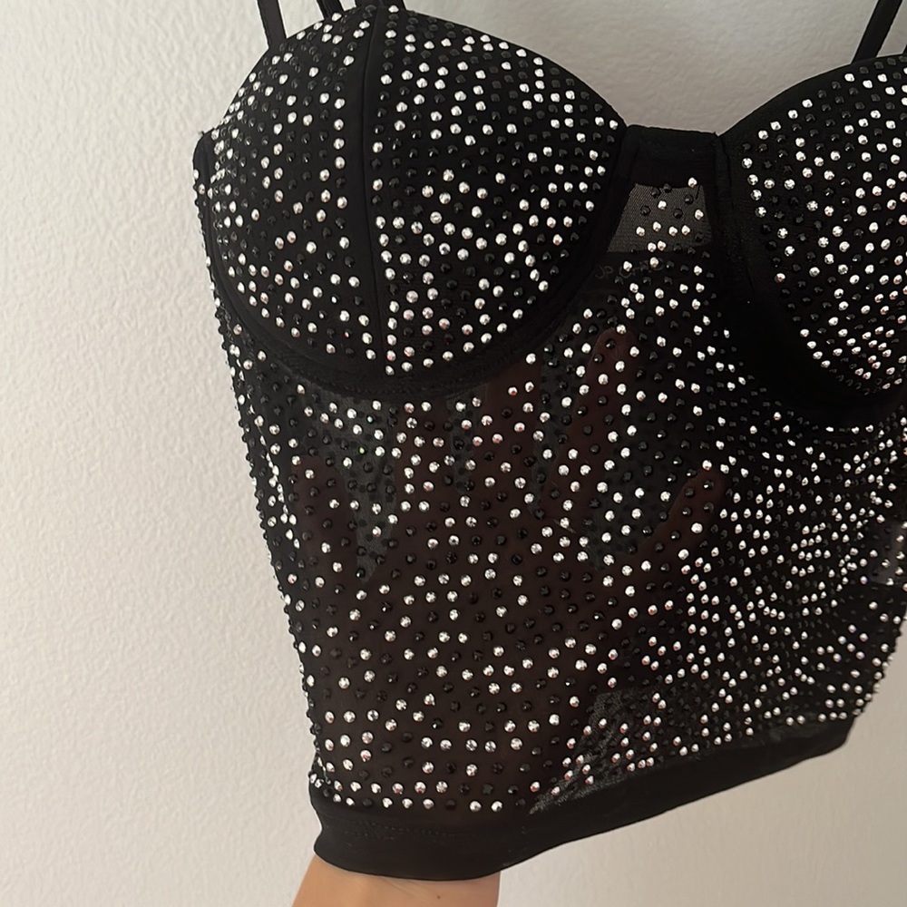 Mesh Studded Crop Top NBW - Picture 3 of 5